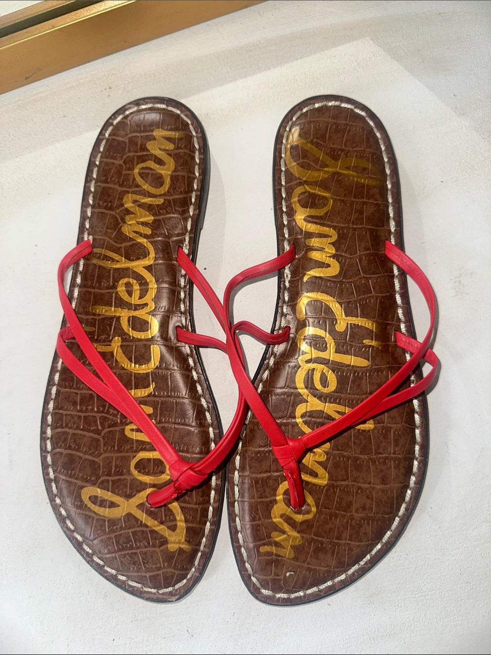 Sam Edelman Gerianne Flip Flops Red Leather Sandals Size 7 - Picture 2 of 3